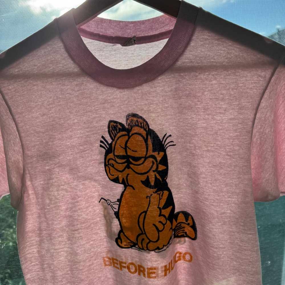 Vintage Garfield Before After T-Shirt Mens S Pink Paper Thin Hurricane Hugo 1989